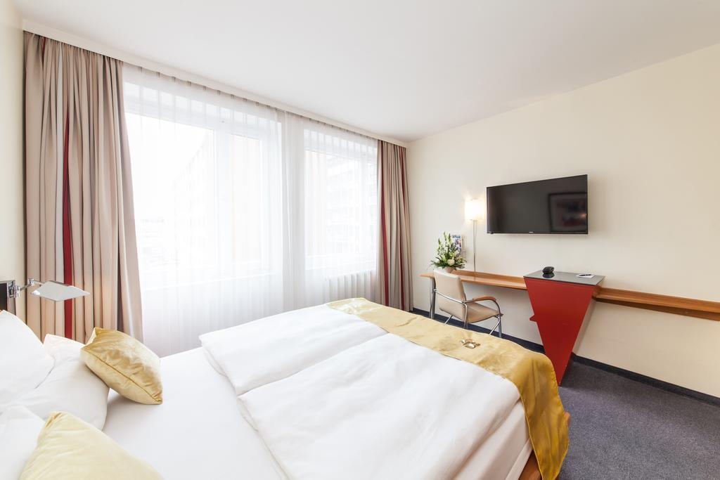 Novum Hotel Ambassador Hambourg Extérieur photo